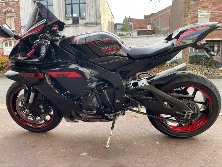 YAMAHA R1 1EREMAIN/REVISEE/GARANTIE/UNIQUE