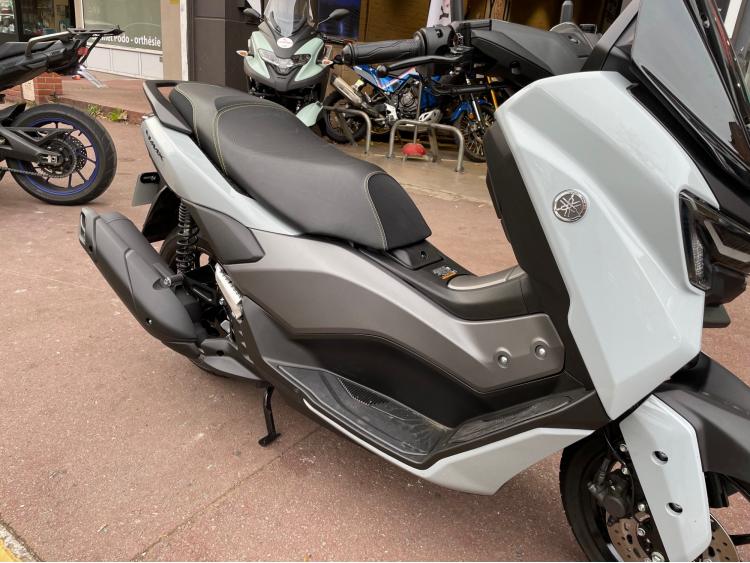 YAMAHA NMAX 125 TECH MAX GARANTIE 5 ANS