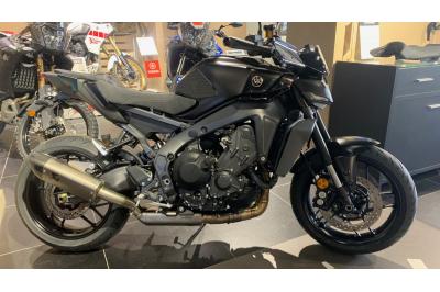 YAMAHA MT-09