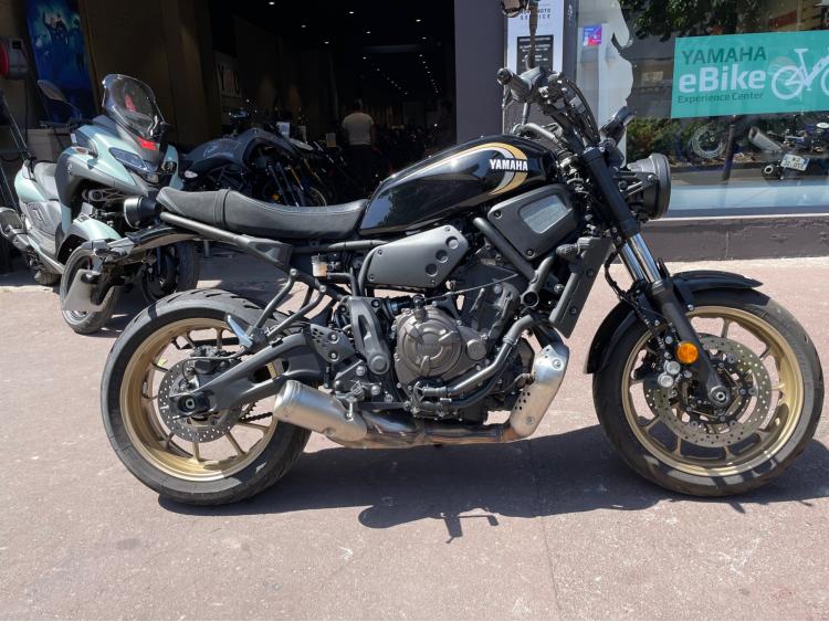 YAMAHA XSR 700 ABS A2 ETATNEUF/REVISEE/GARANTIE