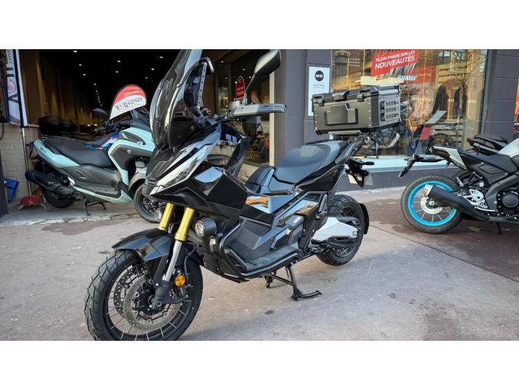 HONDA X-ADV 750 1ER MAIN ETAT NEUF BRIDABLE A2