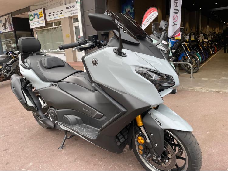 TMAX   T-MAX 560 TECH MAX/1EREMAIN/GARANT2030