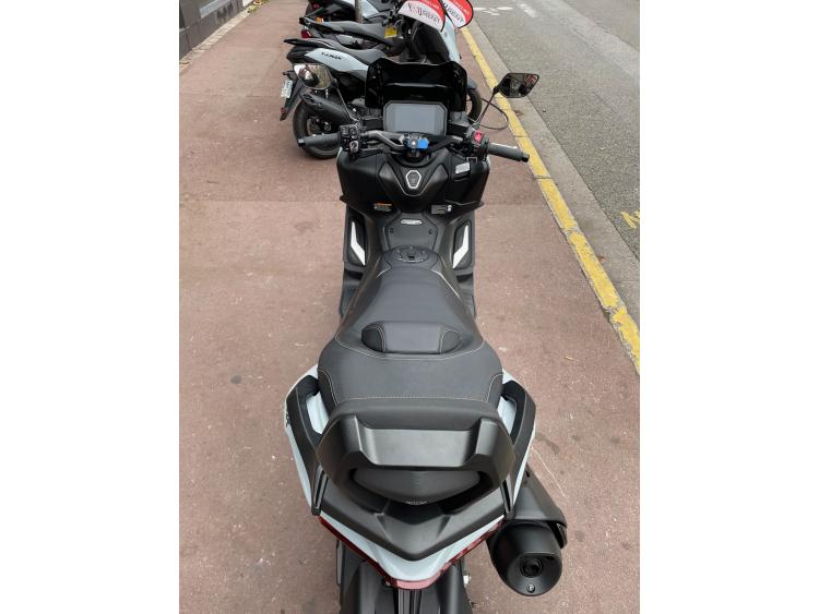 TMAX   T-MAX 560 TECH MAX/1EREMAIN/GARANT2030