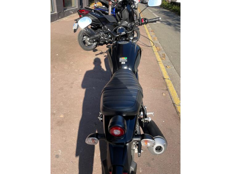 YAMAHA XSR 125 1EREMAIN/ETATNEUF/GARANTIE