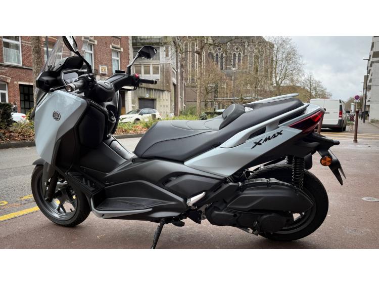 YAMAHA XMAX 125 TECH MAX 1ER MAIN ETAT NEUF